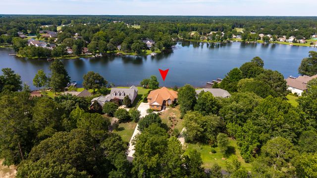 3 Green Lake Drive, Manning, SC 29102