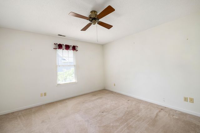 3 Green Lake Drive, Manning, SC 29102