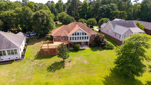 3 Green Lake Drive, Manning, SC 29102