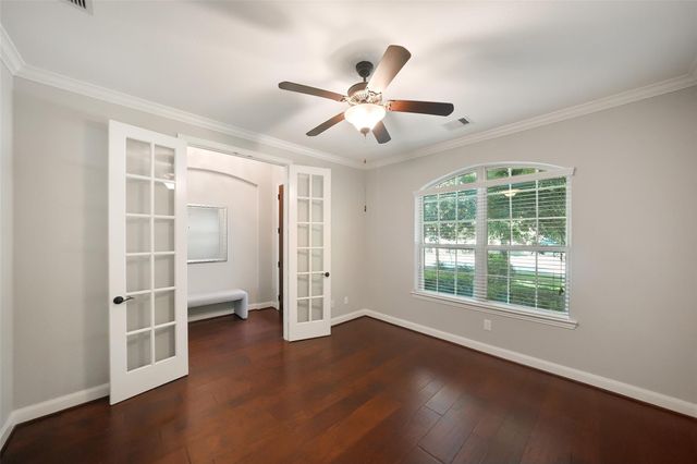 107 Jordans Place, Montgomery, TX 77316