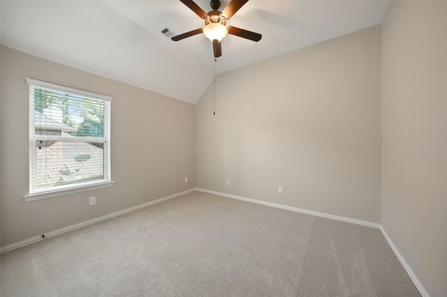 107 Jordans Place, Montgomery, TX 77316