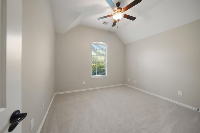 107 Jordans Place, Montgomery, TX 77316