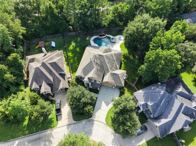 107 Jordans Place, Montgomery, TX 77316