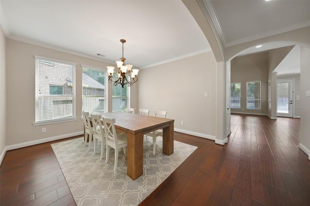 107 Jordans Place, Montgomery, TX 77316