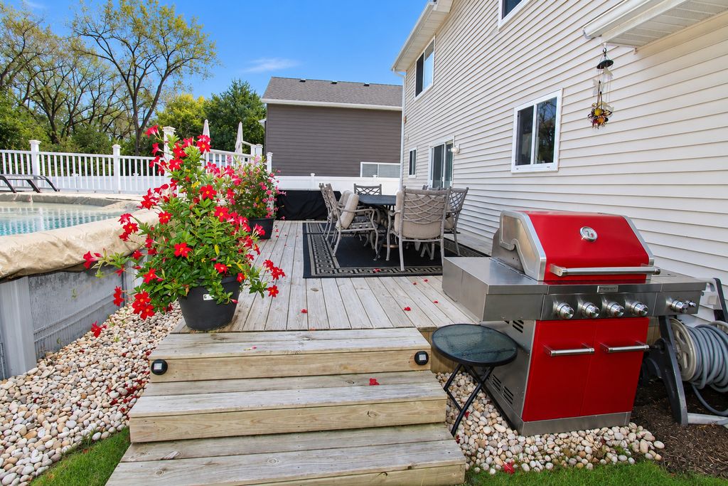 2607 Bayberry Court, Joliet, IL 60435 — photo 2