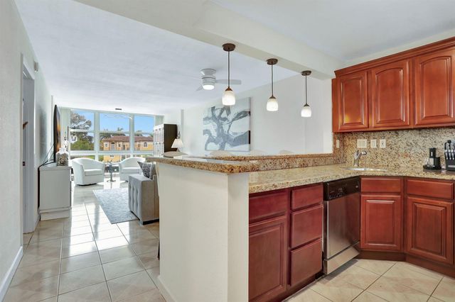 1391 S Ocean Boulevard 206, Pompano Beach, FL 33062