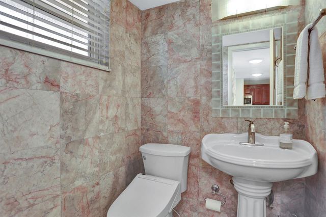 1391 S Ocean Boulevard 206, Pompano Beach, FL 33062