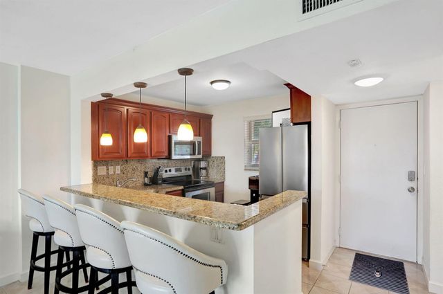 1391 S Ocean Boulevard 206, Pompano Beach, FL 33062