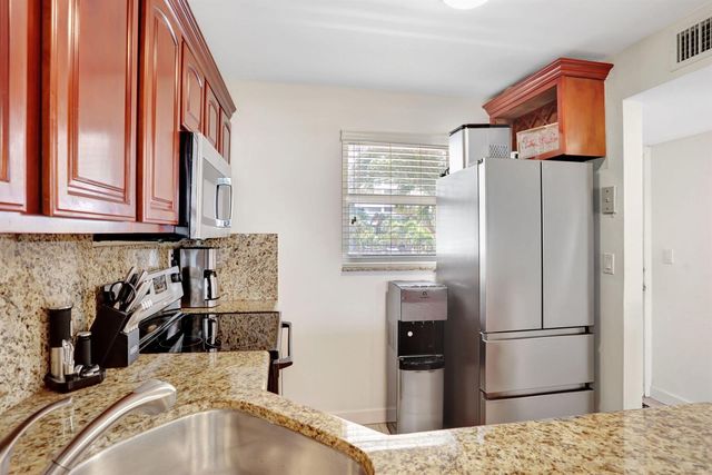 1391 S Ocean Boulevard 206, Pompano Beach, FL 33062