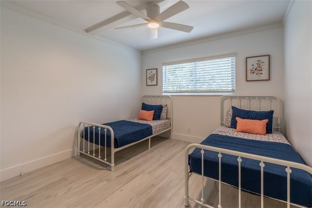 1100 Gulf Shore BLVD N 110, Naples, FL 34102