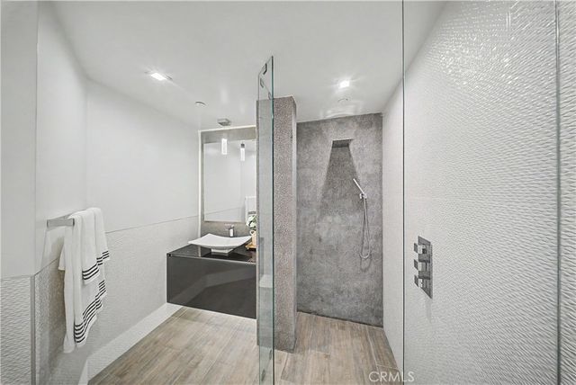 9459 Beverly Crest, Los Angeles, CA 90210