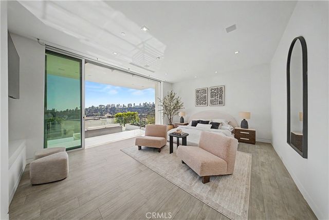 9459 Beverly Crest, Los Angeles, CA 90210