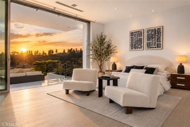9459 Beverly Crest, Los Angeles, CA 90210
