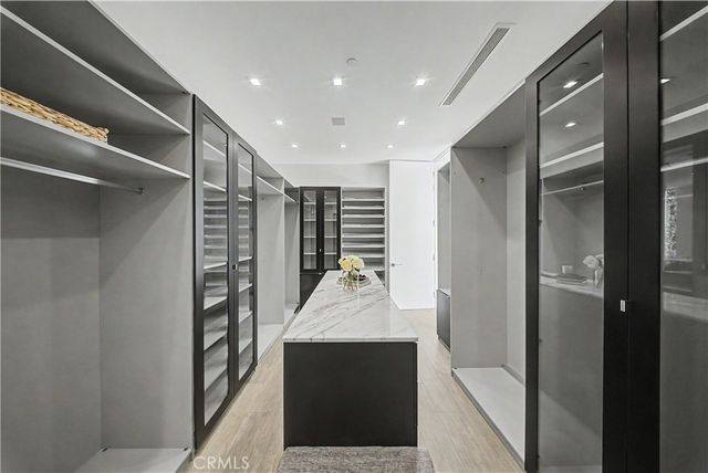 9459 Beverly Crest, Los Angeles, CA 90210