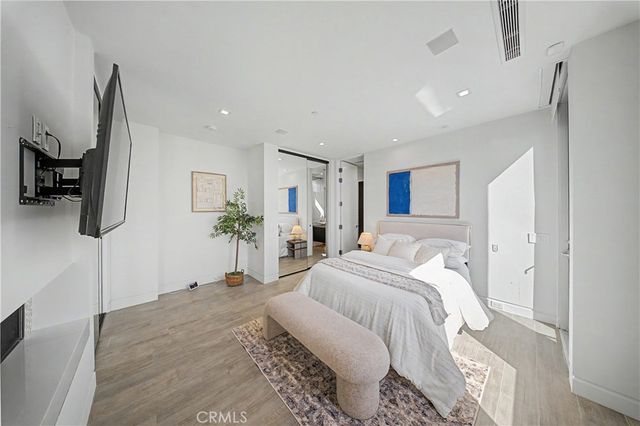 9459 Beverly Crest, Los Angeles, CA 90210