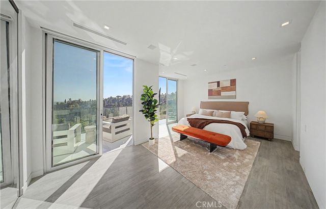 9459 Beverly Crest, Los Angeles, CA 90210