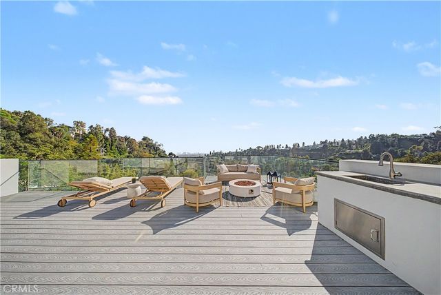 9459 Beverly Crest, Los Angeles, CA 90210