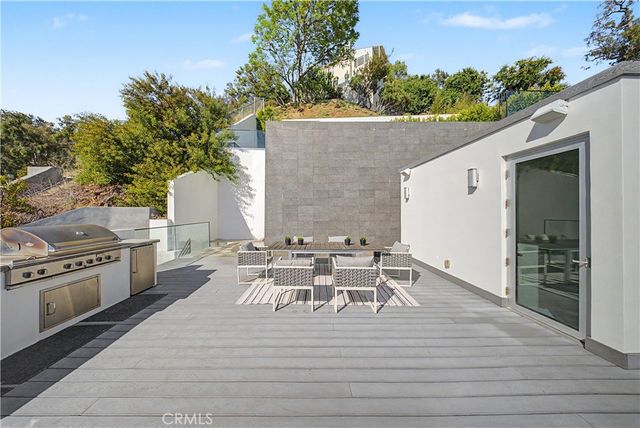 9459 Beverly Crest, Los Angeles, CA 90210