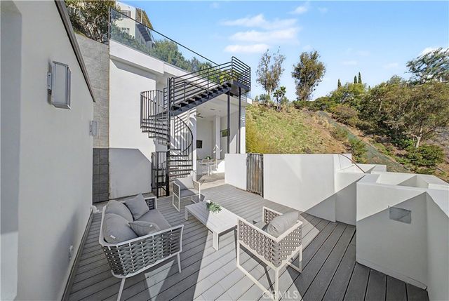 9459 Beverly Crest, Los Angeles, CA 90210
