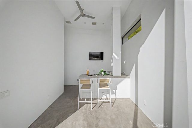 9459 Beverly Crest, Los Angeles, CA 90210