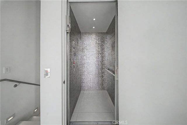 9459 Beverly Crest, Los Angeles, CA 90210