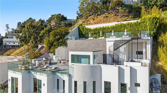 9459 Beverly Crest, Los Angeles, CA 90210
