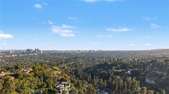9459 Beverly Crest, Los Angeles, CA 90210