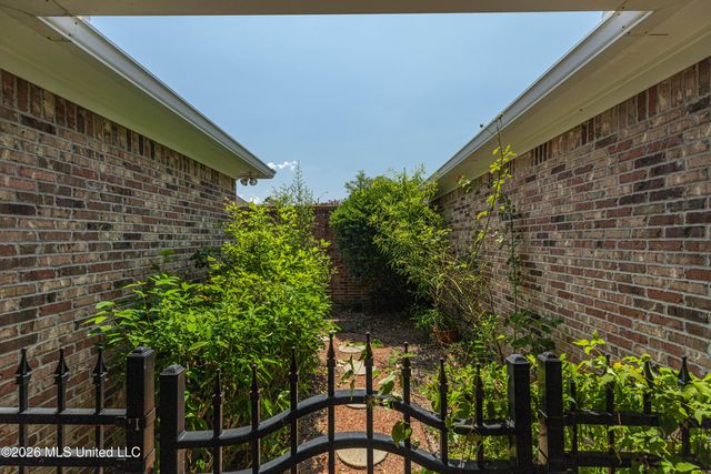 504 Beacon Cove, Brandon, MS 39047