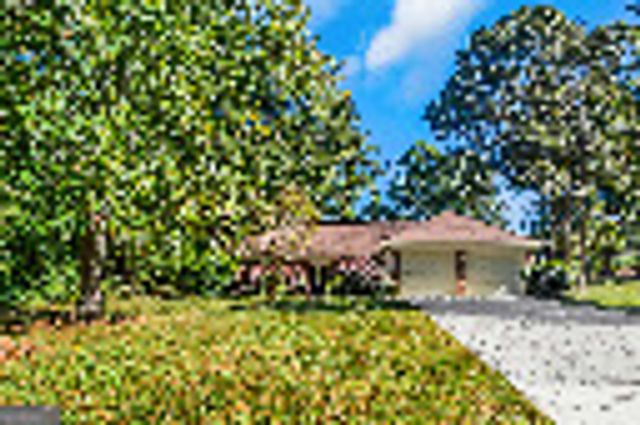 213 Robin Lane, Stockbridge, GA 30281