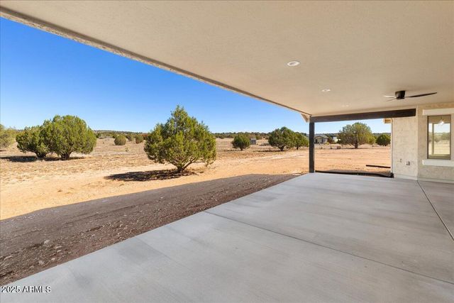 1220 E COUGAR RIDGE Road, Paulden, AZ 86334