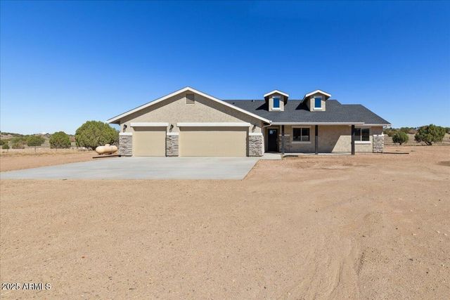 1220 E COUGAR RIDGE Road, Paulden, AZ 86334