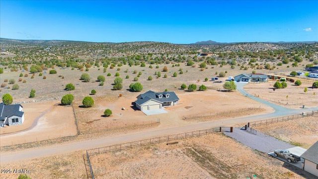 1220 E COUGAR RIDGE Road, Paulden, AZ 86334