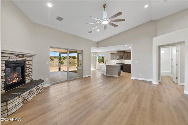 1220 E COUGAR RIDGE Road, Paulden, AZ 86334