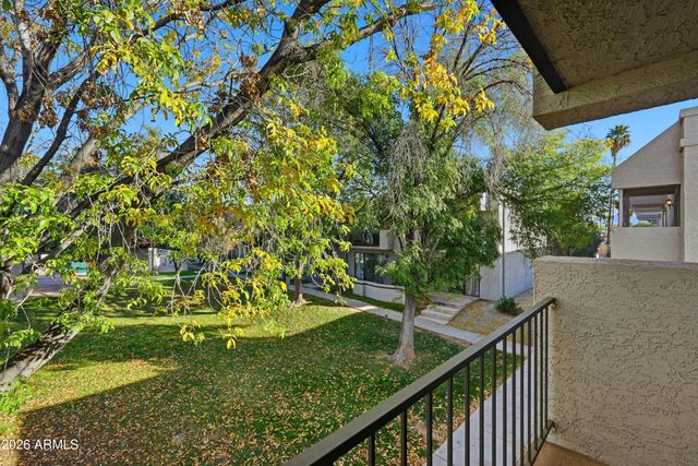 18239 N 40TH Street 121, Phoenix, AZ 85032