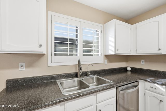 18239 N 40TH Street 121, Phoenix, AZ 85032