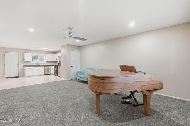 18239 N 40TH Street 121, Phoenix, AZ 85032