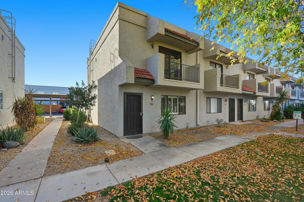 18239 N 40TH Street 121, Phoenix, AZ 85032