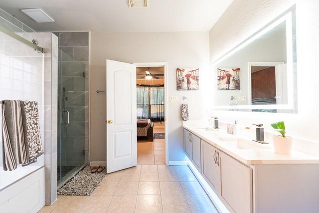 5518 Gable Meadows Drive, Sugar Land, TX 77479