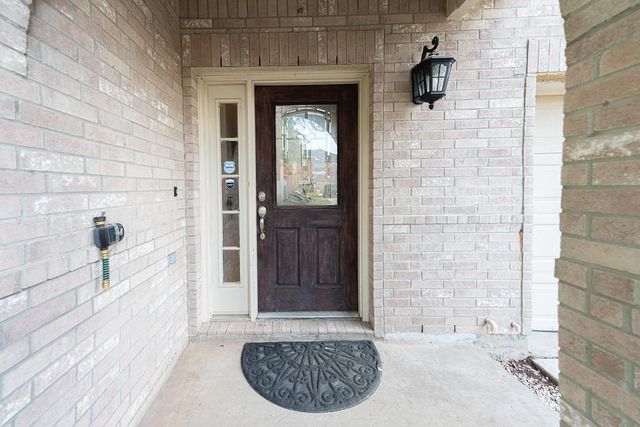 5518 Gable Meadows Drive, Sugar Land, TX 77479