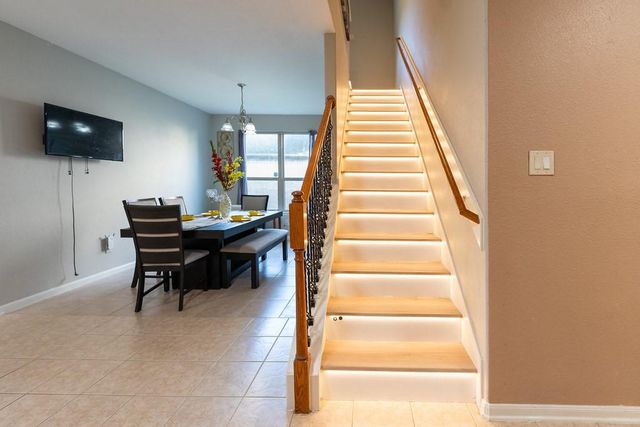 5518 Gable Meadows Drive, Sugar Land, TX 77479