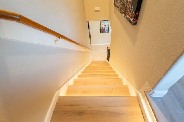 5518 Gable Meadows Drive, Sugar Land, TX 77479