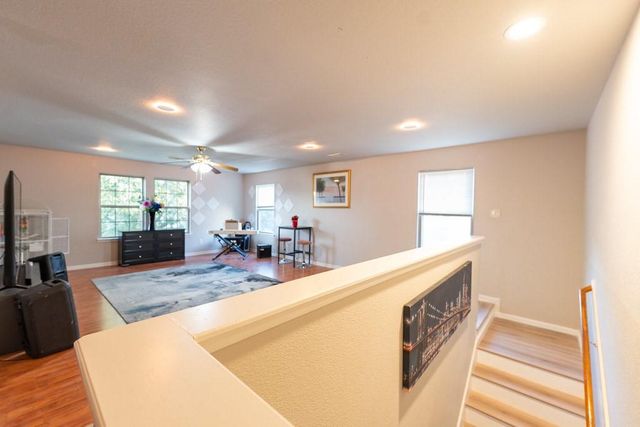 5518 Gable Meadows Drive, Sugar Land, TX 77479