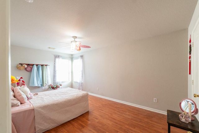 5518 Gable Meadows Drive, Sugar Land, TX 77479