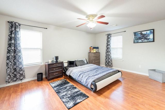 5518 Gable Meadows Drive, Sugar Land, TX 77479