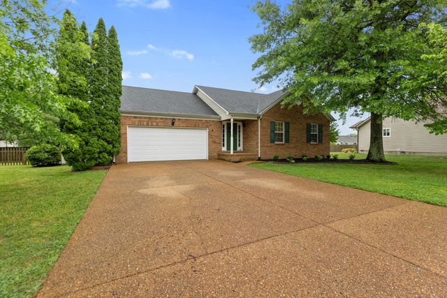2919 Crenshaw Ct, Spring Hill, TN 37174