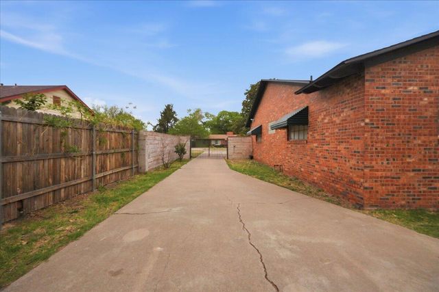 3607 27th Street, Lubbock, TX 79410