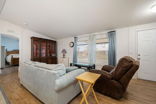 51555 Monroe Street 44, Indio, CA 92201