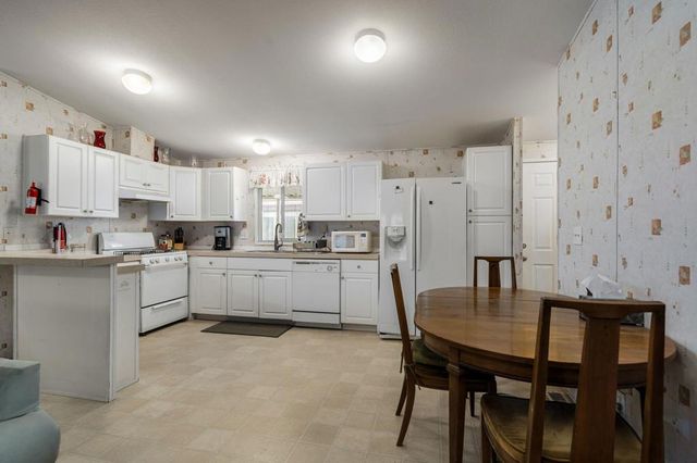 51555 Monroe Street 44, Indio, CA 92201