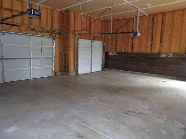 3434 N Hazelwood Ct, Wichita, KS 67205