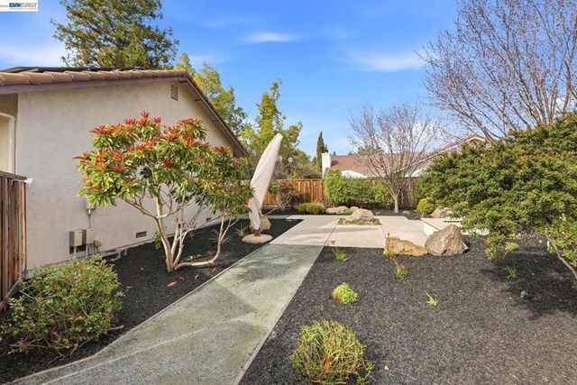3593 3593 Whitehall Ct, Pleasanton, CA 94588